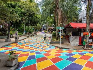 donde alojarse en Medellin si vienes de turista?