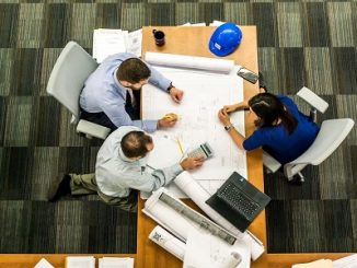 Cómo liderar un equipo de trabajo eficazmente en una empresa.